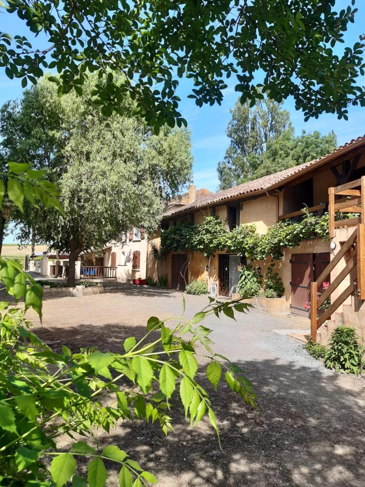 Gite Au Moulin Du Comte Bourrouillan Extérieur photo